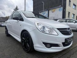 Weiß Gebraucht 2008 Opel Corsa Edition Limousine | 4.950 € (Etwas zu teuer)