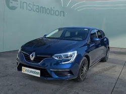 Blau Gebraucht 2019 Renault Mégane GrandTour Kombi | 13.299 € (Fairer Preis)