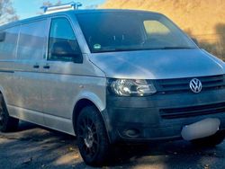 Silber Gebraucht 2015 VW Transporter Van | 7.950 €