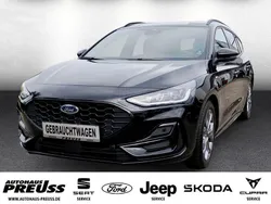 Schwarz Gebraucht 2024 Ford Focus ST-Line Limousine | 22.850 € (Fairer Preis)