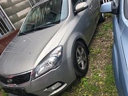 Gebraucht 2010 Kia Ceed 2 Kombi | 1.800 €