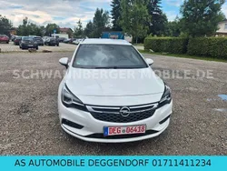Weiß Gebraucht 2017 Opel Astra Dynamic Kombi | 11.999 € (Guter Preis)