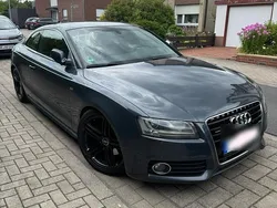 Grau Gebraucht 2009 Audi A5 S-Line Coupé | 10.700 € (Etwas zu teuer)