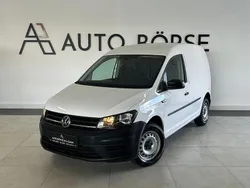 Weiß Gebraucht 2018 VW Caddy Van / Kleinbus | 12.990 € (Fairer Preis)