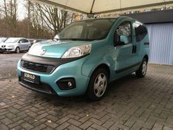 Blau Gebraucht 2017 Fiat Qubo Lounge Van / Kleinbus | 12.980 €