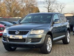 Grau Gebraucht 2009 VW Touareg SUV | 9.999 € (Fairer Preis)