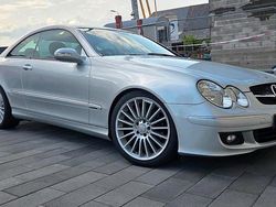 Silber Gebraucht 2005 Mercedes CLK280 Elegance Coupé | 13.499 €