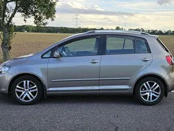 Braun Gebraucht 2009 VW Golf Plus Comfortline Van / Kleinbus | 5.400 € (Etwas zu teuer)