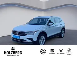 Pure white Gebraucht 2023 VW Tiguan Move SUV | 25.490 € (Superpreis)