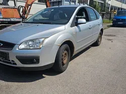 Silber Gebraucht 2008 Ford Focus Fun X Limousine | 899 € (Superpreis)