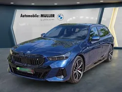 Blau Neu 2025 BMW i5 M Sport Limousine | 72.800 € (Etwas zu teuer)