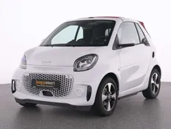 Bodypanels in white Gebraucht 2023 Smart ForTwo Electric Drive Passion Cabrio | 16.995 € (Etwas zu teuer)