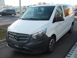 Weiß Gebraucht 2018 Mercedes Vito Van / Kleinbus | 15.300 € (Teuer)