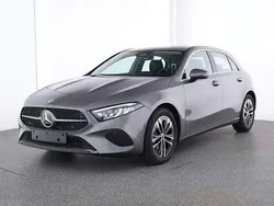Mountaingrau met. Gebraucht 2023 Mercedes A200 Advanced Limousine | 30.450 € (Fairer Preis)