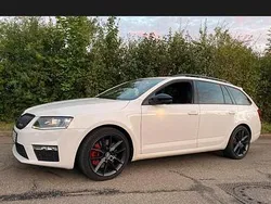 Weiß Gebraucht 2015 Skoda Octavia RS Kombi | 16.700 € (Guter Preis)