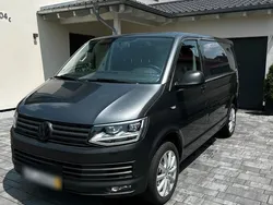 Grau Gebraucht 2018 VW T6 Van | 16.200 €