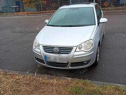 Silber Gebraucht 2006 VW Polo Comfortline Limousine | 1.950 € (Fairer Preis)