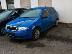 Blau Gebraucht 2004 Skoda Fabia Kleinwagen | 400 € (Superpreis)