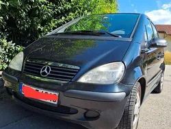 Schwarz Gebraucht 2003 Mercedes A160 Classic Van / Kleinbus | 1.300 € (Fairer Preis)