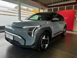 Blau Neu 2024 Kia EV3 4 SUV | 47.590 € (Etwas zu teuer)
