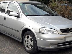 Silber Gebraucht 2000 Opel Astra Limousine | 600 € (Superpreis)