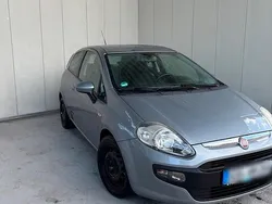 Grau Gebraucht 2012 Fiat Punto Evo Kleinwagen | 3.100 € (Fairer Preis)