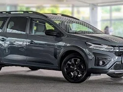 Grau Gebraucht 2023 Dacia Jogger Extreme Kombi | 17.970 € (Fairer Preis)