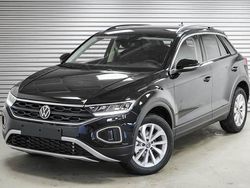 Deep black metallic (2t) Neu 2025 VW T-Roc Life SUV | 30.970 € (Superpreis)