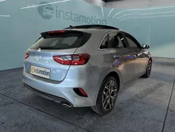 Silber Neu 2025 Kia Ceed Spirit Kleinwagen | 30.249 € (Fairer Preis)