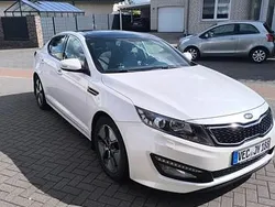 Weiß Gebraucht 2013 Kia Optima Hybrid Limousine | 10.800 € (Fairer Preis)