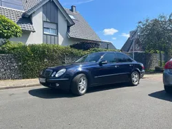 Mercedes E200