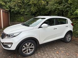 Weiß Gebraucht 2016 Kia Sportage Vision SUV | 13.550 € (Guter Preis)
