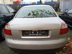 Silber Gebraucht 2001 Audi A4 Limousine | 650 € (Superpreis)