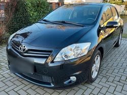 Schwarz Gebraucht 2012 Toyota Auris Kleinwagen | 7.800 € (Fairer Preis)
