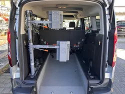 Silber Gebraucht 2019 Ford Grand Tourneo Connect Van / Kleinbus | 31.865 €
