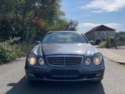 Grau Gebraucht 2005 Mercedes 200 Limousine | 3.100 € (Superpreis)