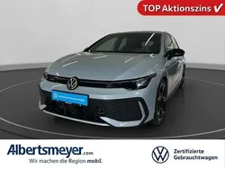 Blau Gebraucht 2024 VW Golf VIII GTI Limousine | 40.688 € (Fairer Preis)