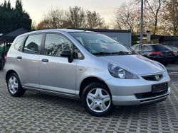 Silber Gebraucht 2004 Honda Jazz S Kleinwagen | 2.790 € (Etwas zu teuer)