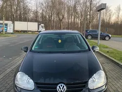 Schwarz Gebraucht 2006 VW Golf V Limousine | 1.900 € (Fairer Preis)