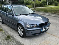 Blau Gebraucht 2004 BMW 318 Kombi | 2.100 €