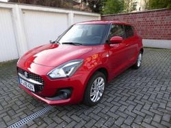 Rot Gebraucht 2024 Suzuki Swift Comfort Limousine | 16.900 € (Fairer Preis)