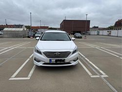 Weiß Gebraucht 2014 Hyundai Sonata Limousine | 8.998 €