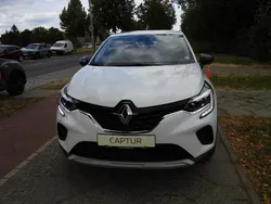Weiß Gebraucht 2022 Renault Captur Business SUV | 16.910 € (Guter Preis)