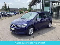 Blau Gebraucht 2023 VW Touran Comfortline Van / Kleinbus | 29.380 € (Etwas zu teuer)