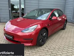 Rot Gebraucht 2022 Tesla Model 3 Long Range Limousine | 32.100 € (Teuer)