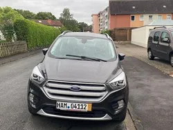 Grau Gebraucht 2019 Ford Kuga Cool & Connect SUV | 16.500 € (Fairer Preis)