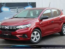Rot Gebraucht 2023 Dacia Sandero Essentiel Kleinwagen | 11.500 € (Guter Preis)