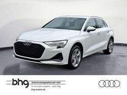 Arkonaweiß Gebraucht 2025 Audi A3 Ambiente Limousine | 29.888 € (Superpreis)