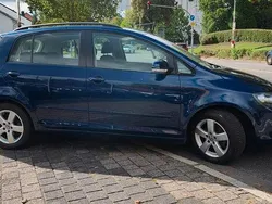 Blau Gebraucht 2011 VW Golf Plus Cross Comfortline Van / Kleinbus | 6.490 € (Fairer Preis)