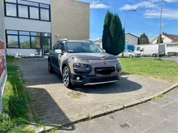 Braun Gebraucht 2017 Citroën C4 Cactus PureTech Kleinwagen | 9.500 €